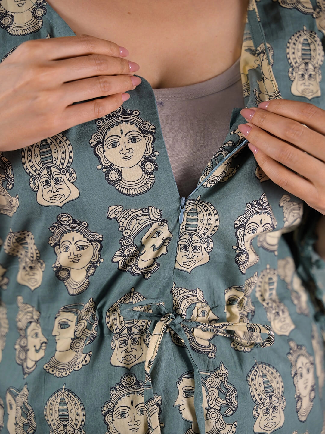 grey-ethnic-motifs-print-maternity feeding-friendly-kaftan-night-suit