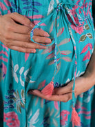 turquoise-multi-tropical-print-cotton-maternity-feeding-friendly-kaftan-dress