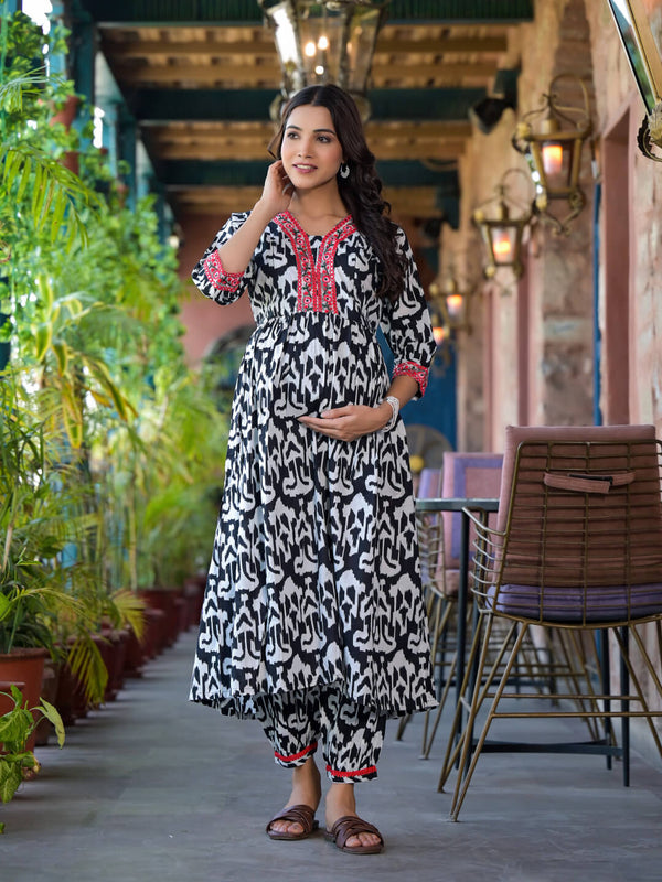 White Black Geometric Print Cotton Maternity & Feeding Flare Kurta Set with Concealed Zipper