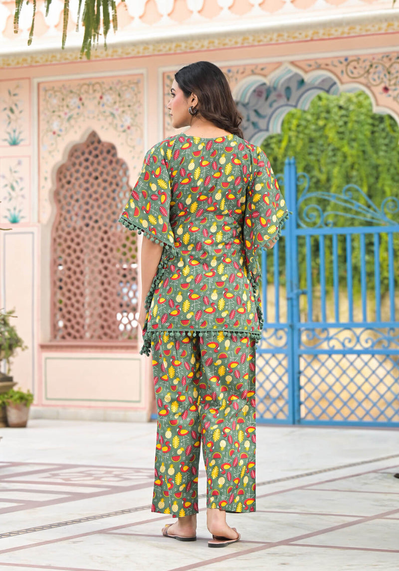 Green Multi Geometric Print Maternity Feeding-Friendly Kaftan Night Suit with Concealed Zipper