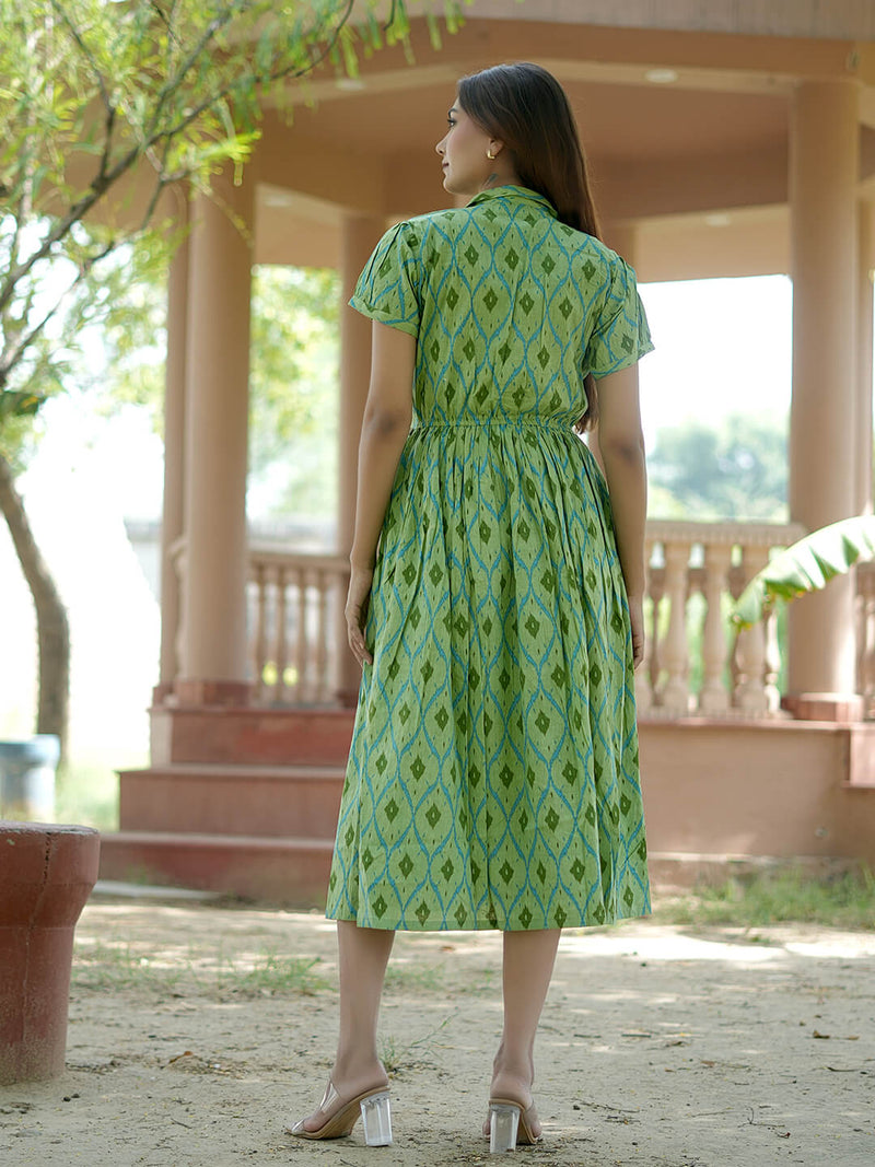 Pista Green Ikat Printed Maternity & Nursing Midi Dress with Concealed Feeding Zippers