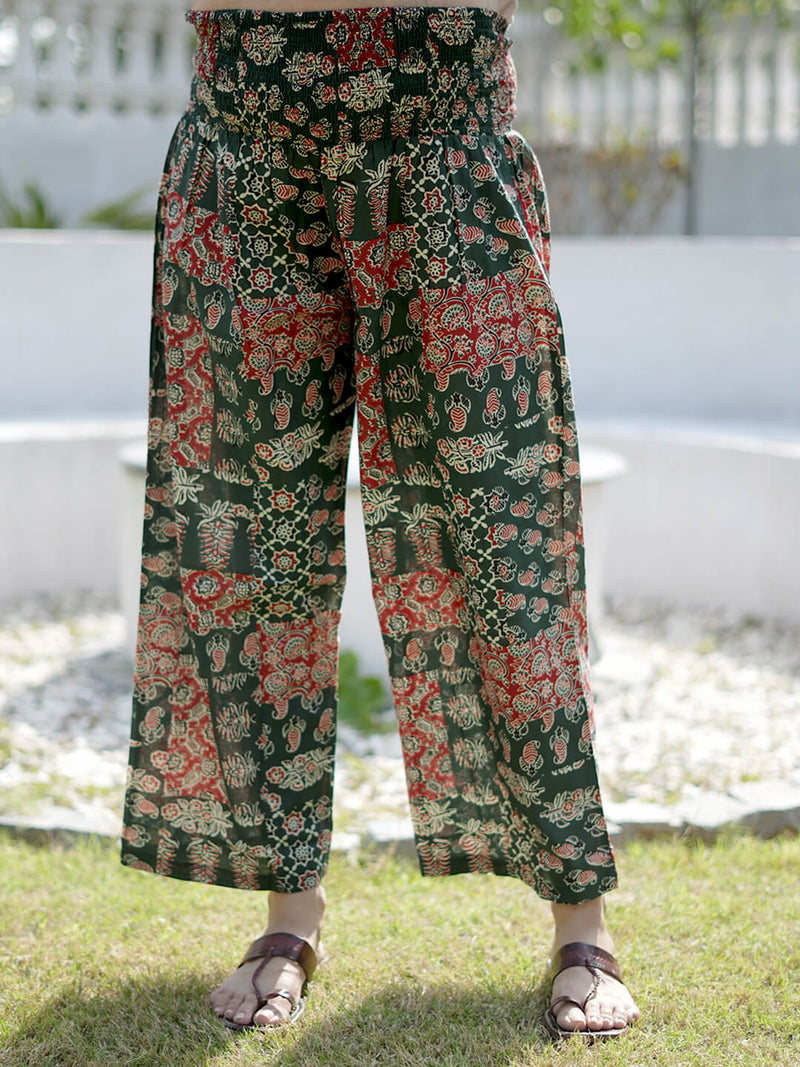Bottle Green Ethnic Motifs Print Maternity Feeding-Friendly Kaftan Night Suit with Concealed Zipper